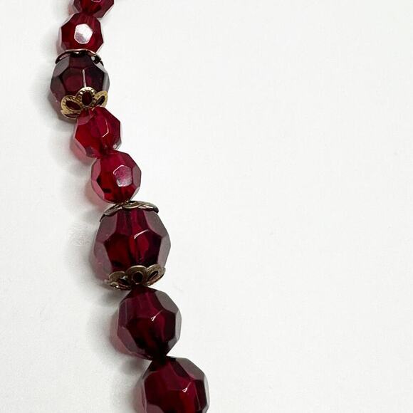 Vintage Red Beaded Necklace Wine Beads Scarlet Red Beads - Picture 4 of 10